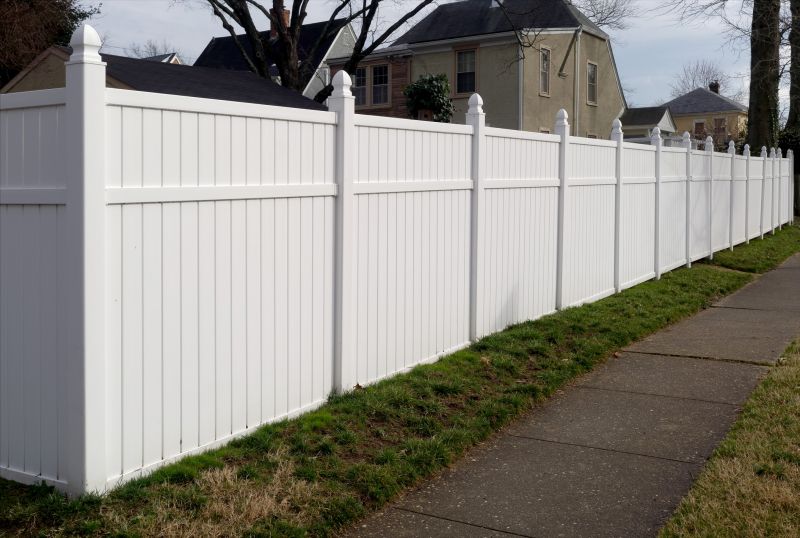 Vinyl Fence Replacement in Wilmington, NC