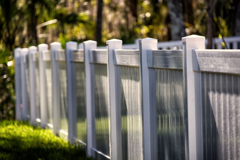 White Pvc Fence Installation in St Louis, MO